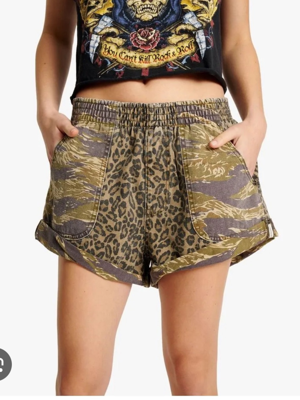 NWOT One Teaspoon Green Camo Relaxed Shorts xxs